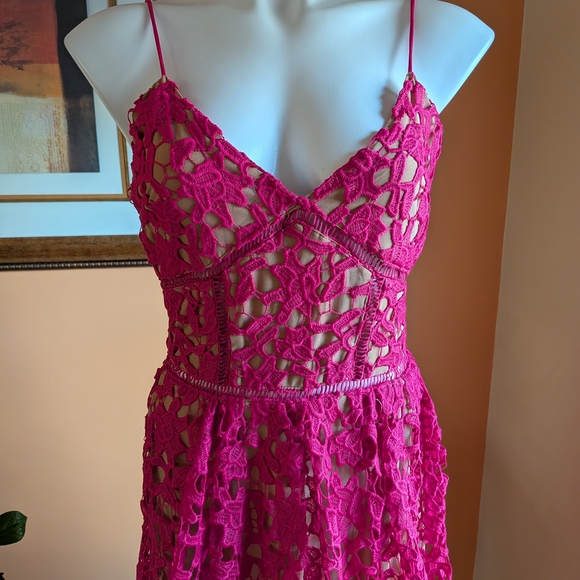 Fuchsia Crochet Lace Maxi Dress Size M - Picture 3 of 11